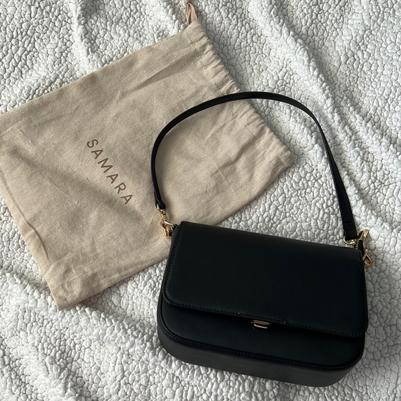 Samara Claire Black Crossbody Bag Apple Vegan Leather - Picture 1 of 9